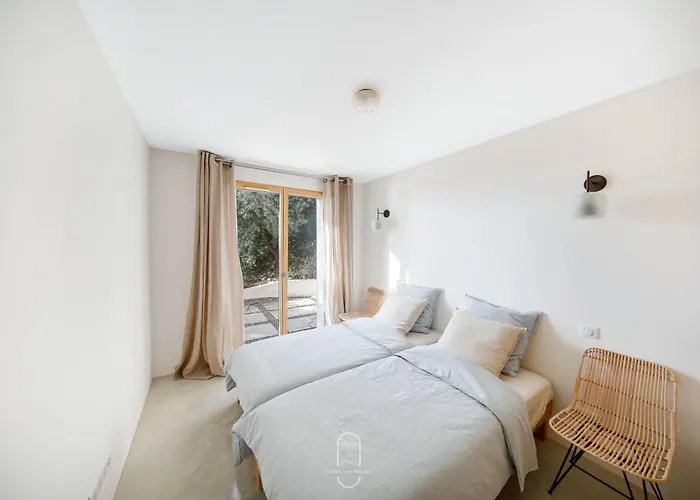 La Vigie Mont Des Oiseaux Vue Panoramique By Hc Hyères