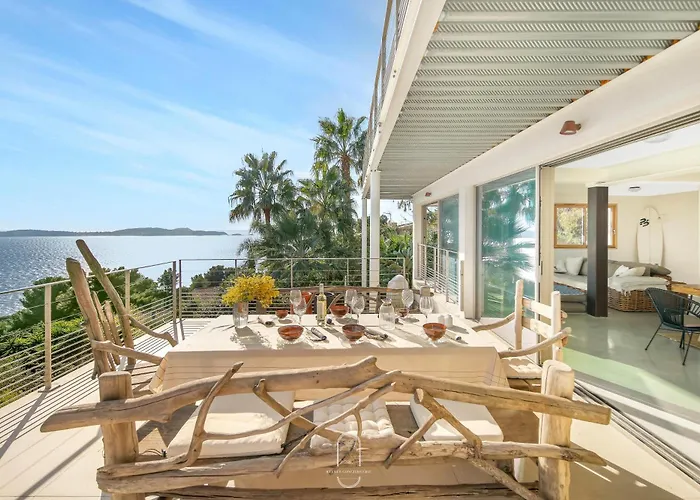 Villa La Vigie Mont Des Oiseaux Vue Panoramique By Hc Hyères