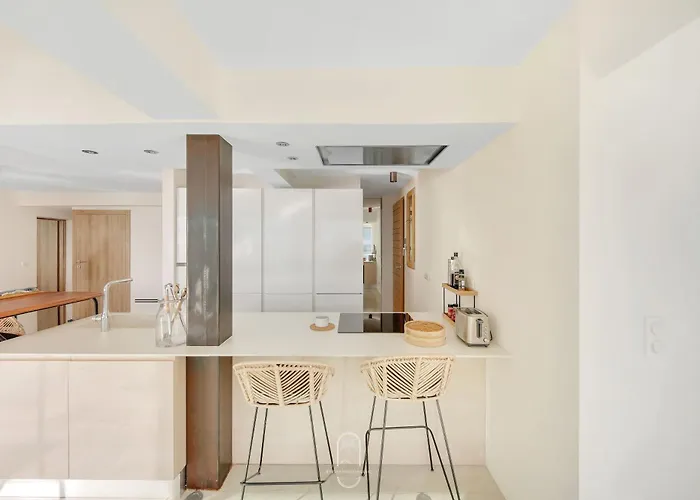 La Vigie Mont Des Oiseaux Vue Panoramique By Hc Hyères