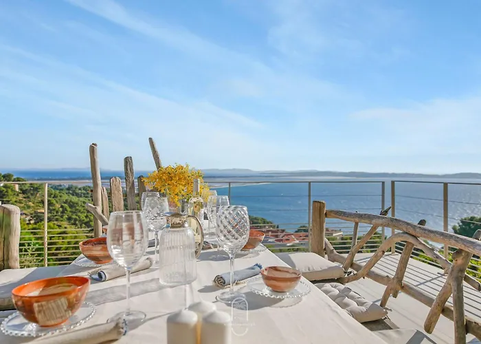 La Vigie Mont Des Oiseaux Vue Panoramique By Hc Villa Hyères